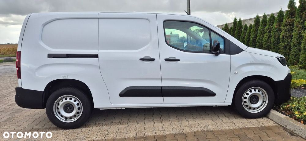Citroen Berlingo 2024 photo 5