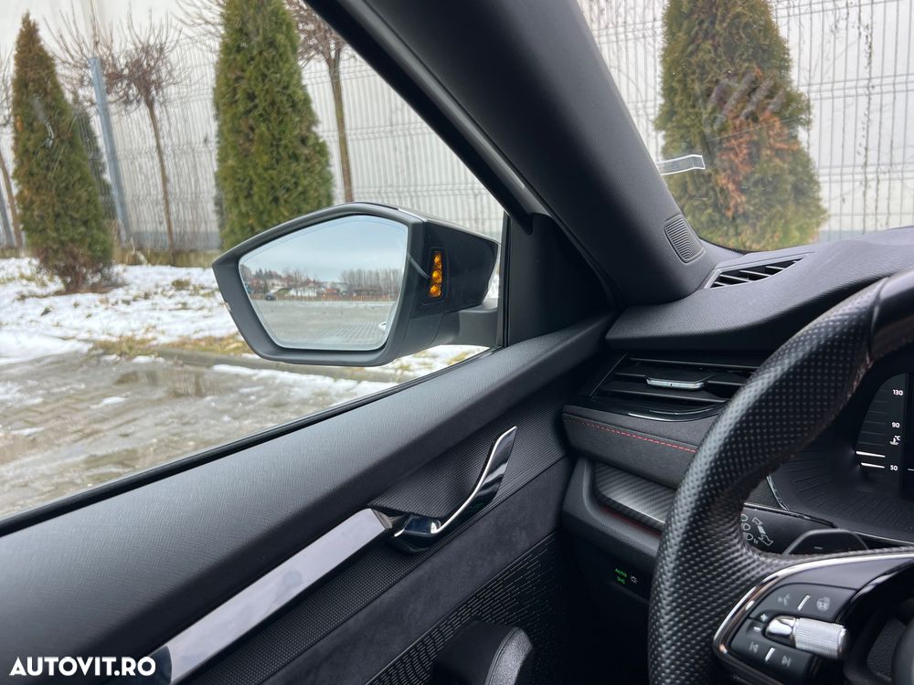 Skoda Octavia 2.0 TDI DSG 4X4 RS Plus - 33