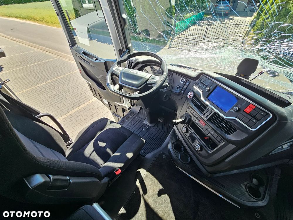 Iveco S-WAY 490KM - 10