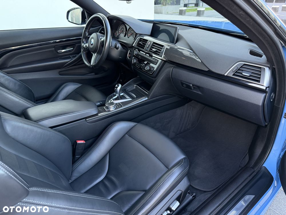 BMW M4 DKG - 15