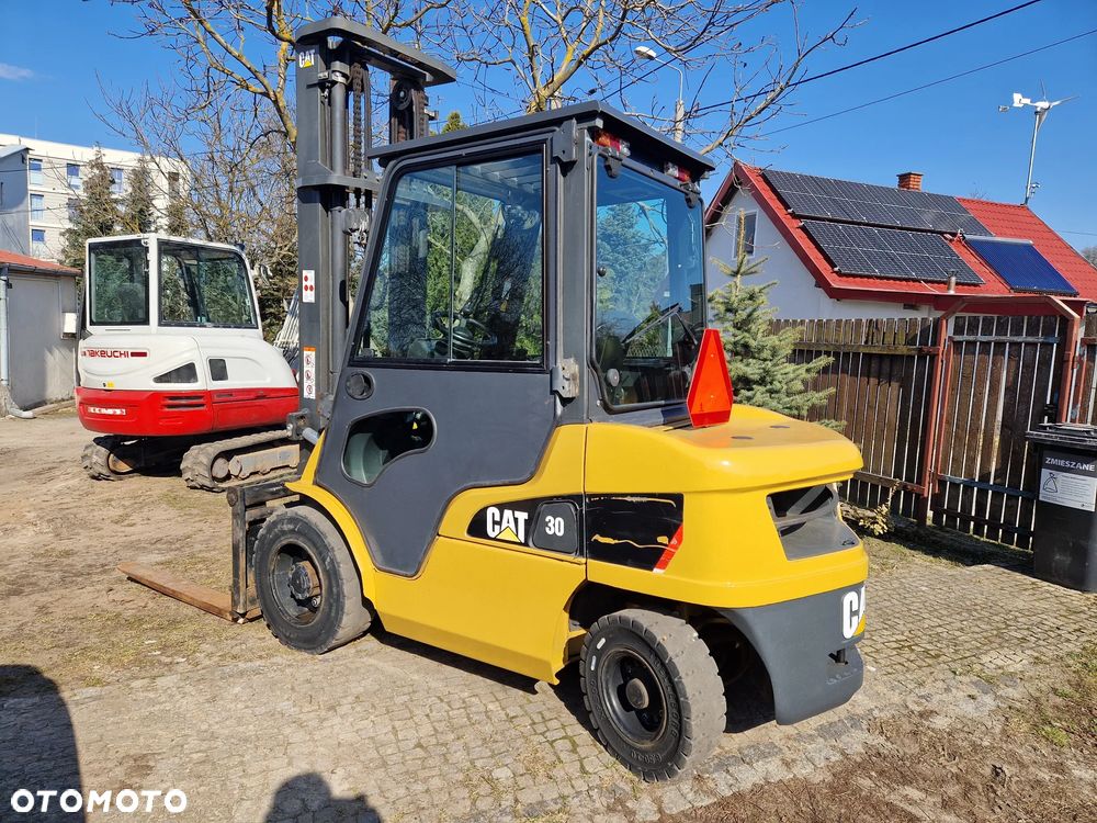 Caterpillar DP30NT - 4