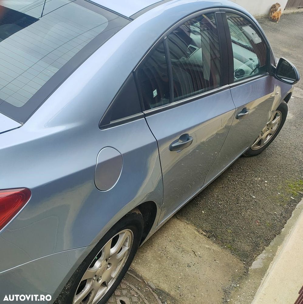 Chevrolet Cruze - 4