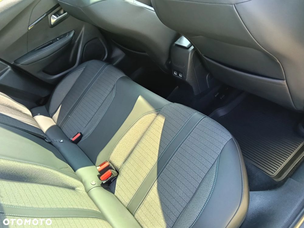 Peugeot 208 PureTech 100 Active - 13