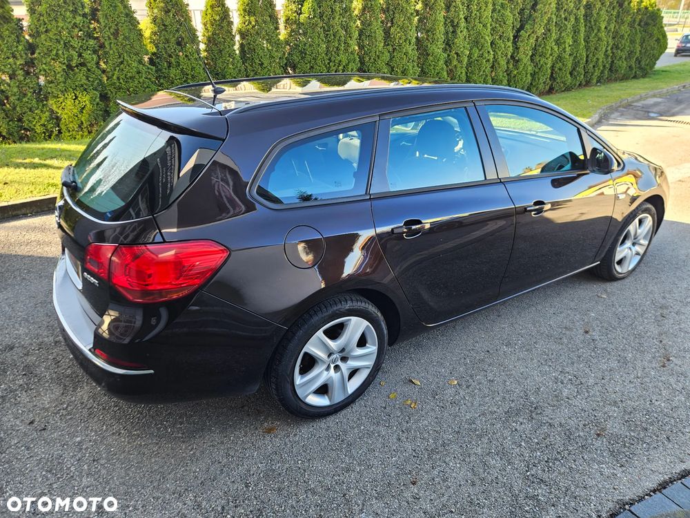 Opel Astra 1.4 T Enjoy - 7