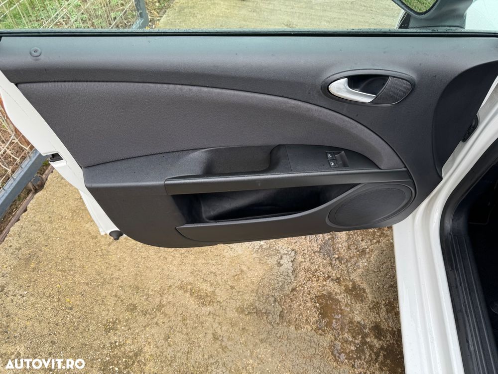 Seat Leon 1.6 TDI Style - 15