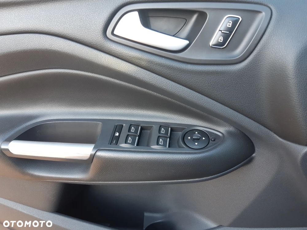 Ford Kuga 2.0 TDCi 4x4 Titanium - 10