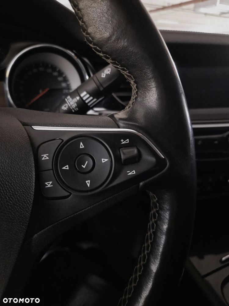 Opel Insignia 2.0 CDTI Elegance S&S - 26