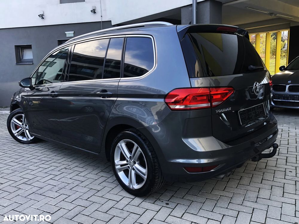 Volkswagen Touran 2.0 TDI DSG Highline - 5