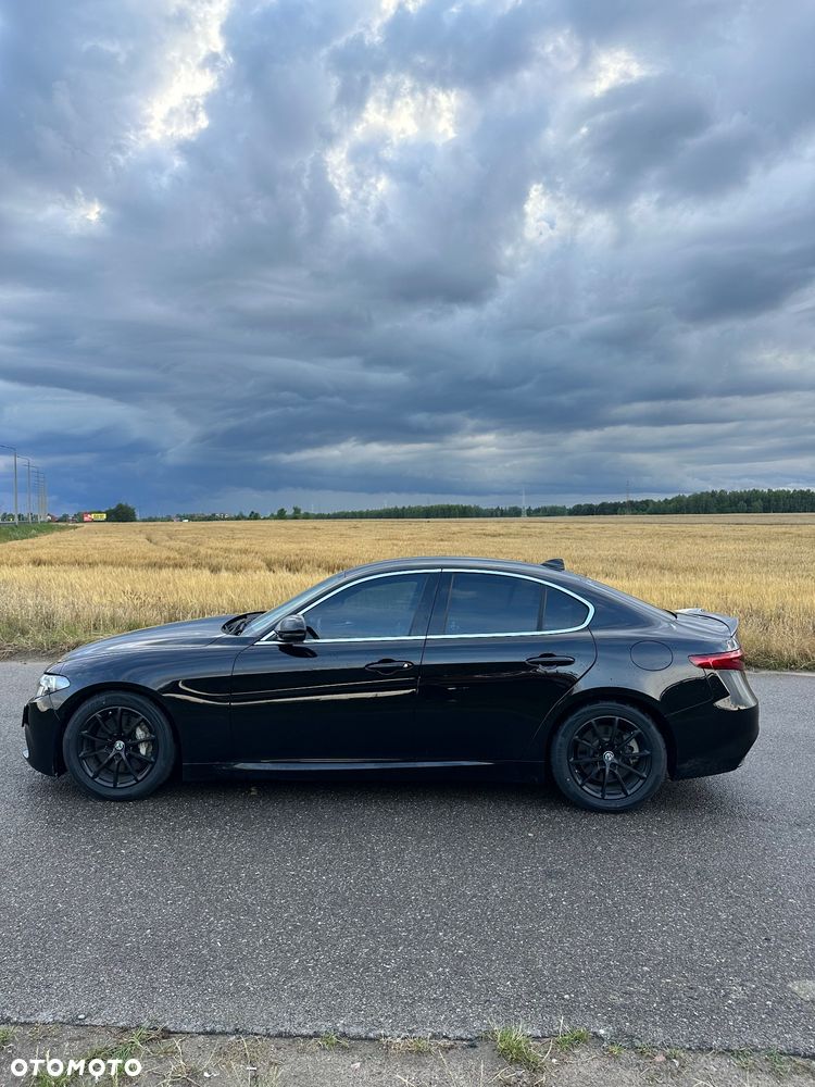 Alfa Romeo Giulia 2.0 Turbo 16V AT8 Veloce - 6