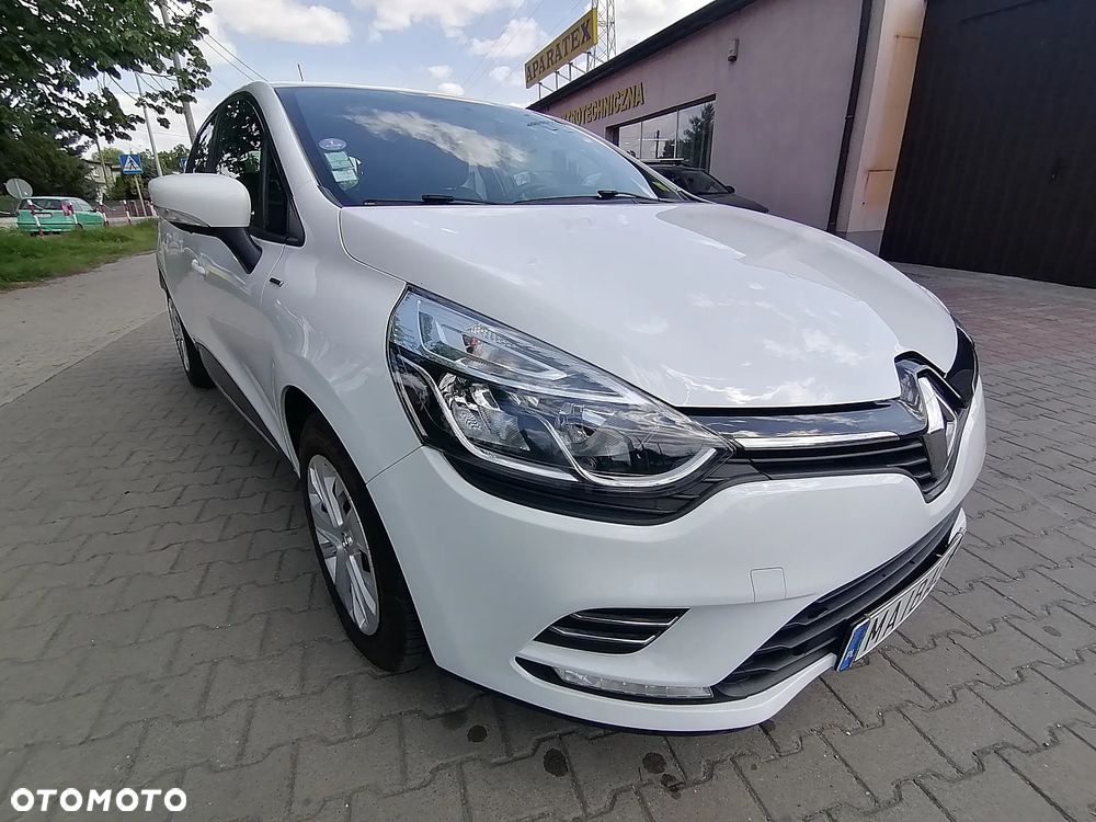 Renault Clio - 6
