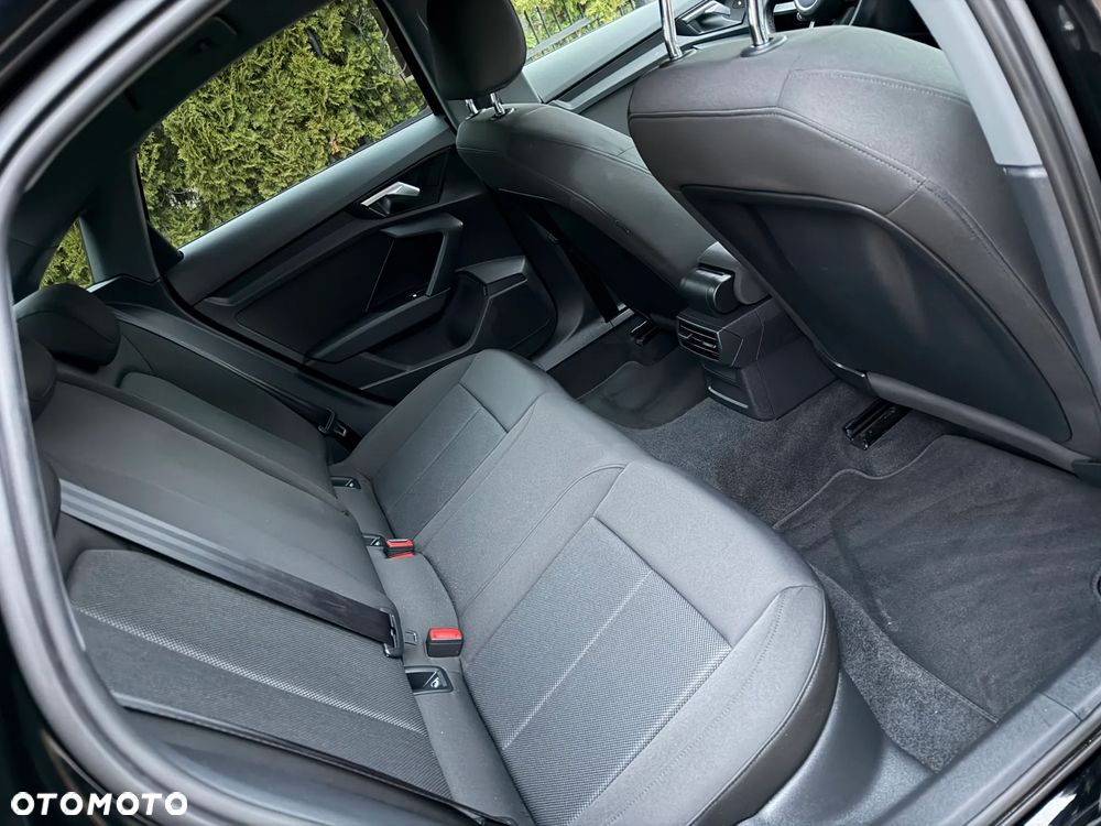 Audi A3 Limousine 35 TFSI S tronic - 35