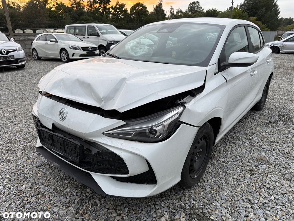 MG MG3 1.5 HEV+ Exclusive - 1