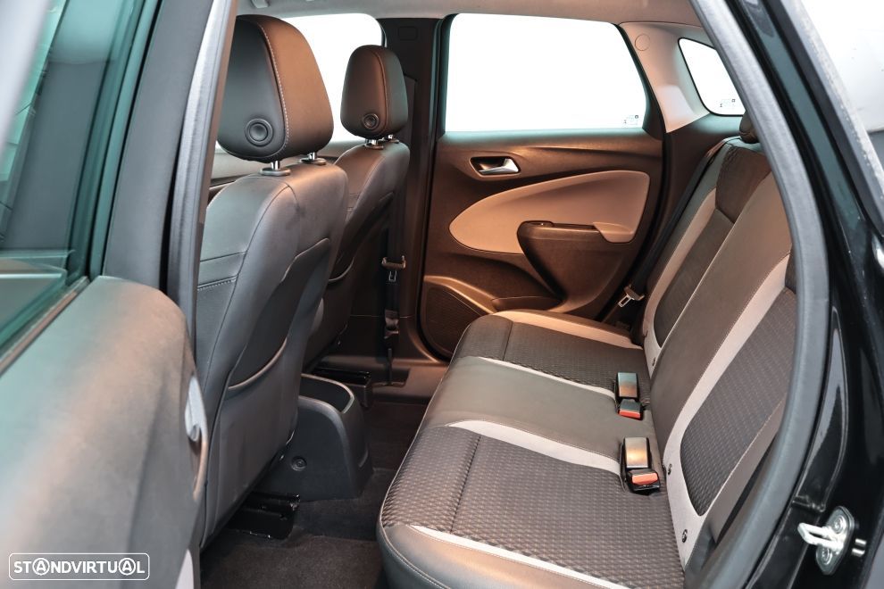 Opel Crossland X 1.2 T Innovation - 25