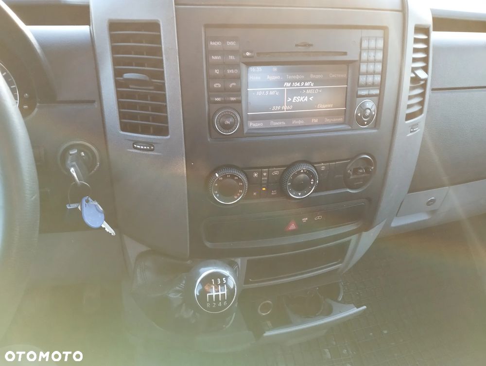 Volkswagen Crafter - 10