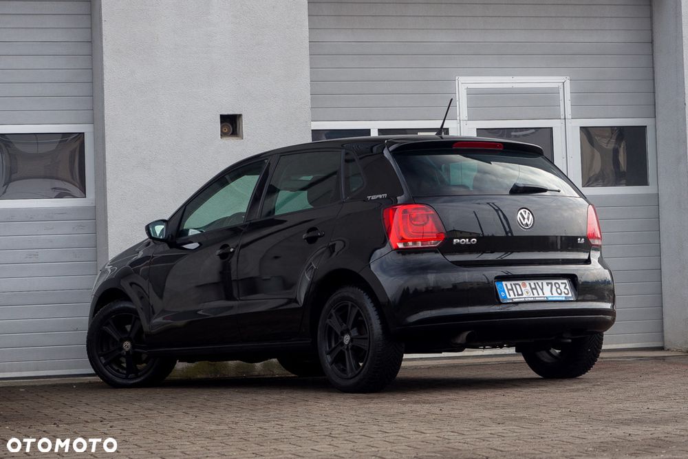 Volkswagen Polo 1.4 16V Highline - 10