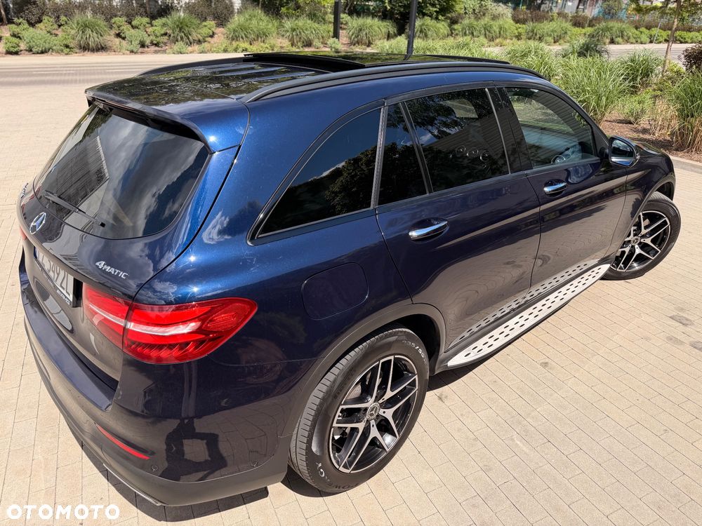 Mercedes-Benz GLC 250 4Matic 9G-TRONIC AMG Line - 5