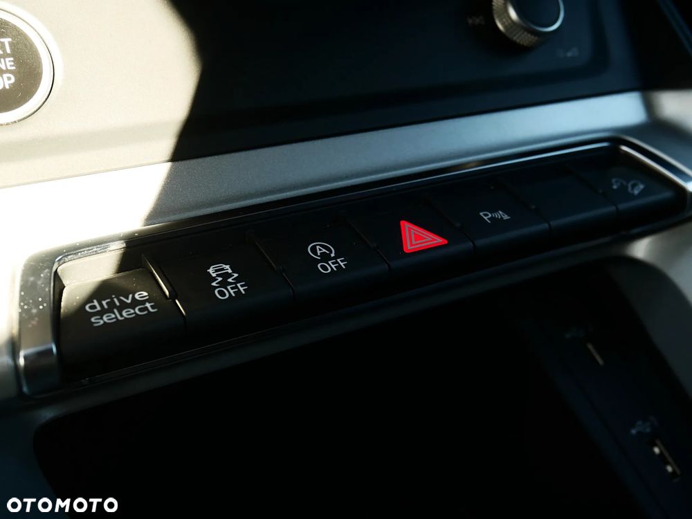 Audi Q3 45 TFSI Quattro S tronic - 13