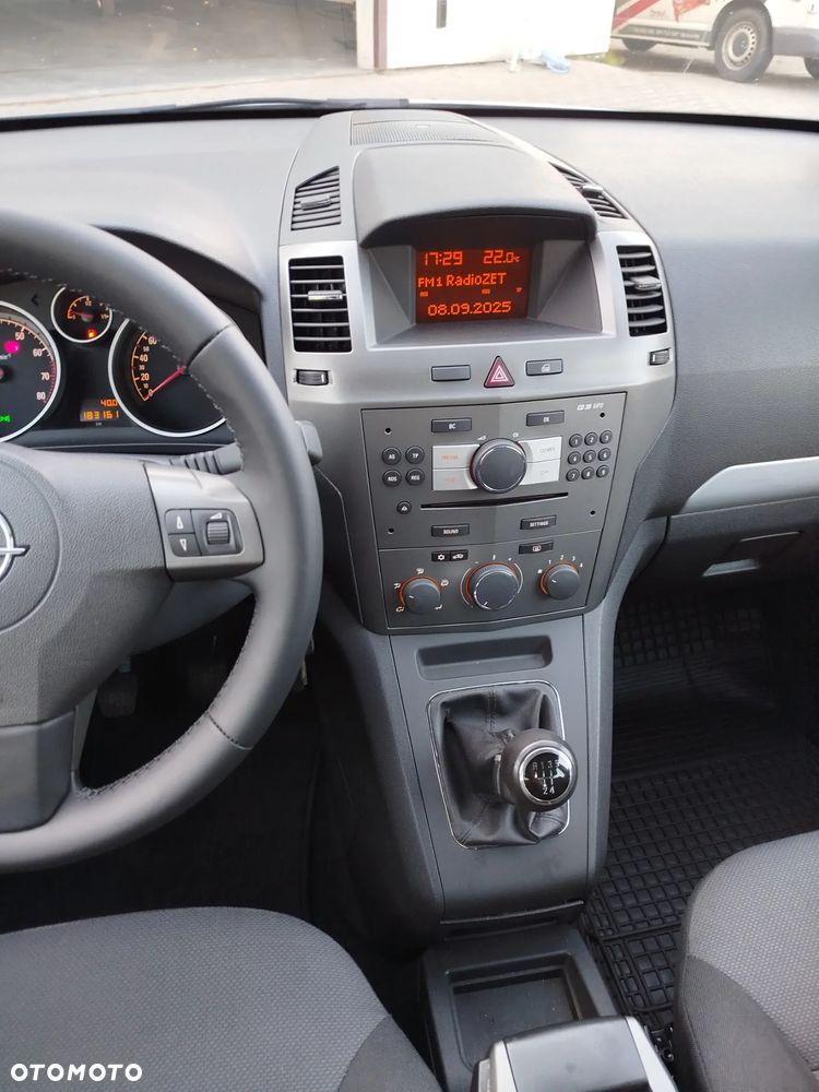 Opel Zafira 1.8 Active - 14