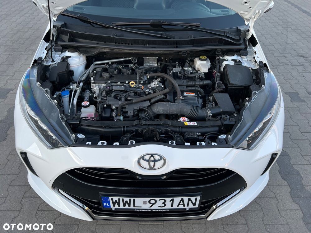 Toyota Yaris - 10