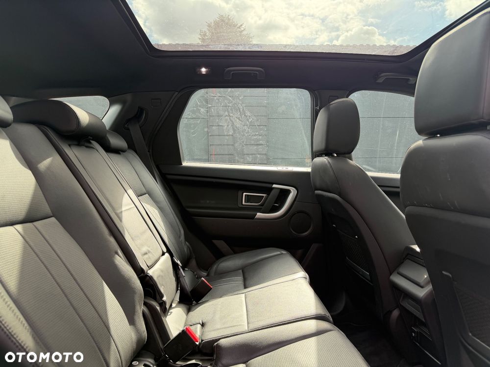Jaguar F-Pace - 12