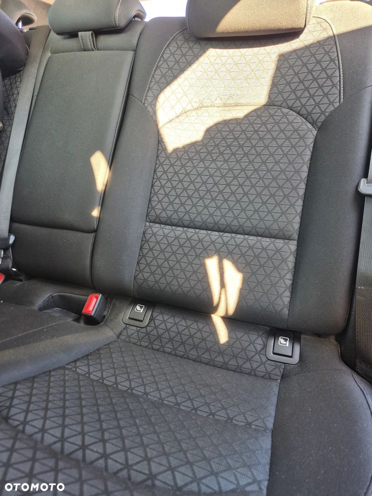 Kia Ceed 1.4 T-GDI M - 19