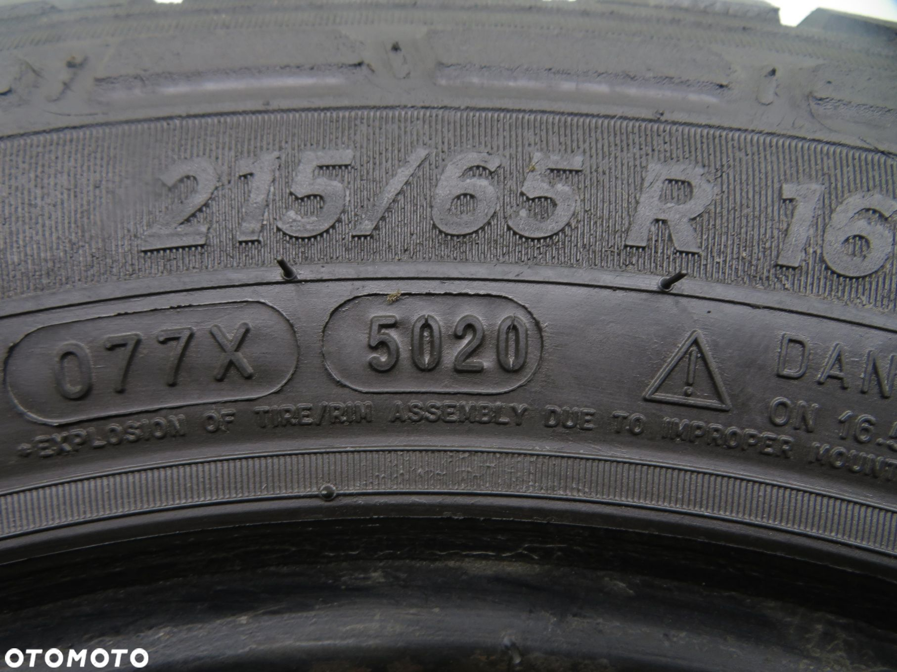 1x 215/65R16C OPONA CAŁOROCZNA Michelin Agilis CrossClimate 109/107T - 2