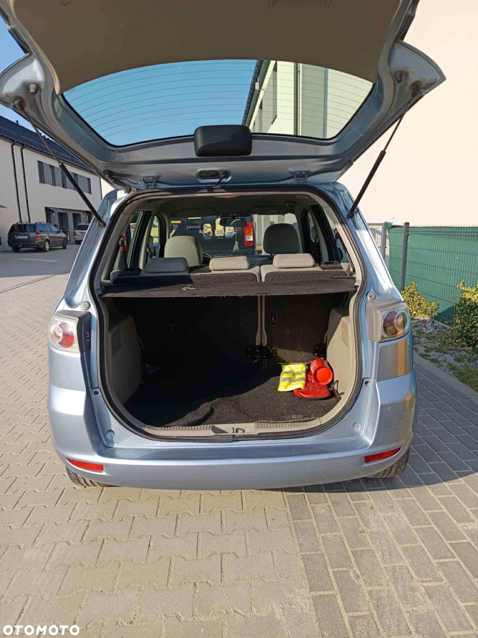 Mazda 2 - 9