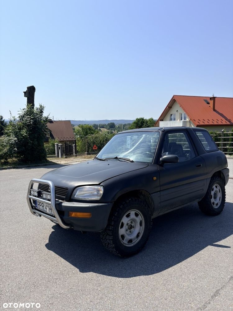 Toyota RAV4 - 2