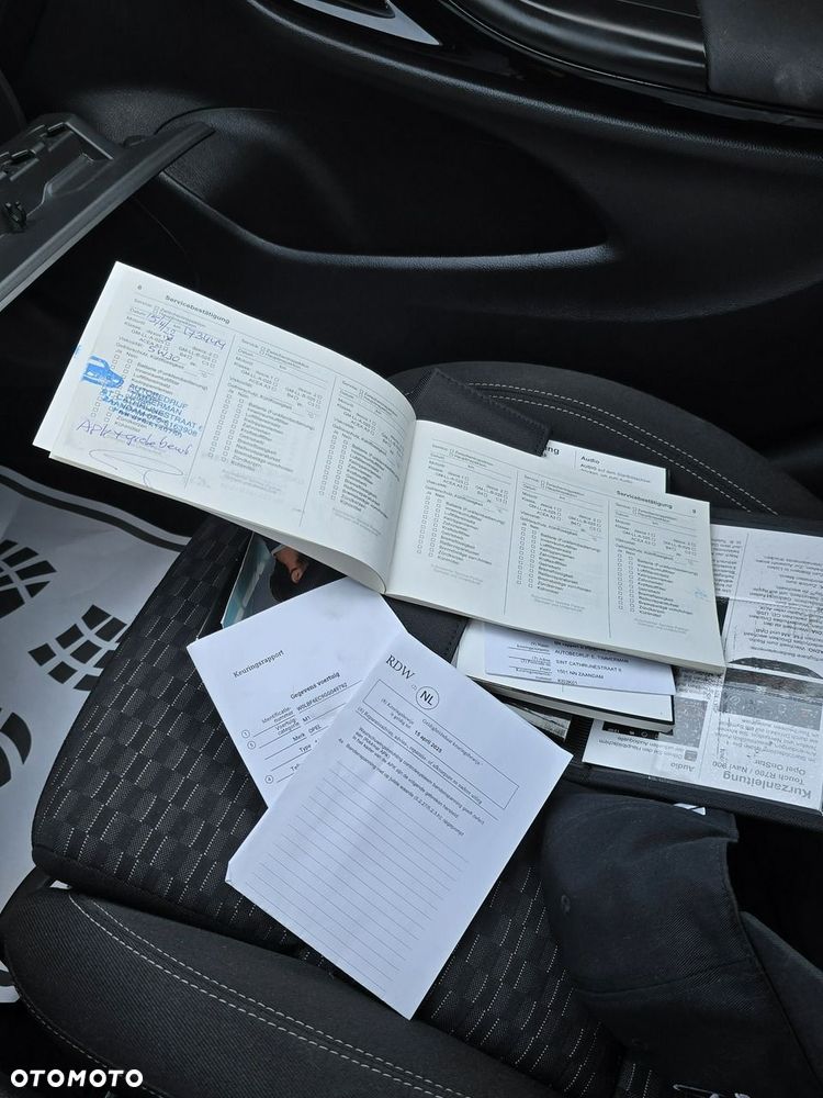 Opel Astra - 35