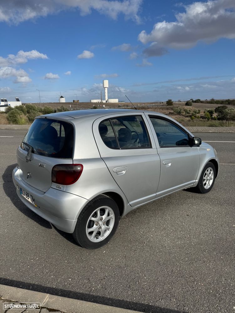 Toyota Yaris 1.4 D-4D Sol ABS - 4