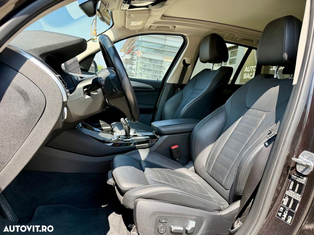 BMW X3 xDrive30i AT Luxury Line - 10