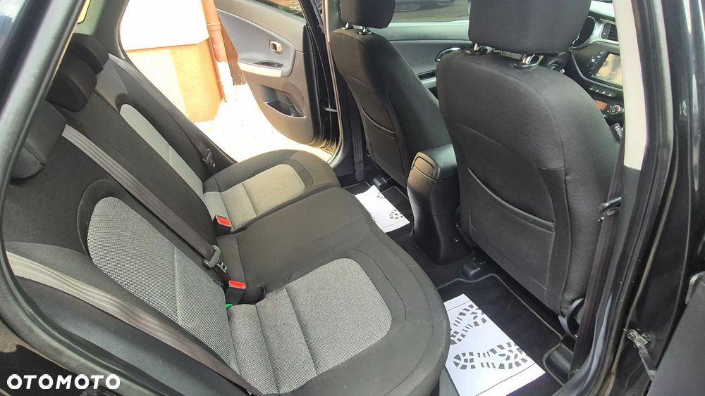 Kia Ceed 1.0 T-GDI ISG Dream-Team Edition - 25
