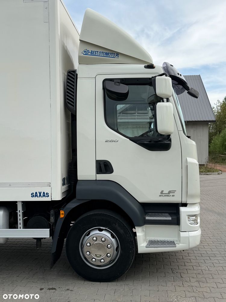 DAF LF 280 / KONTENER / WINDA / AUTOMAT / 18 EUROPALET / EURO 6 / 490 TYŚ KM / 8 990 KG ŁADOWNOŚCI / 2016 - 6