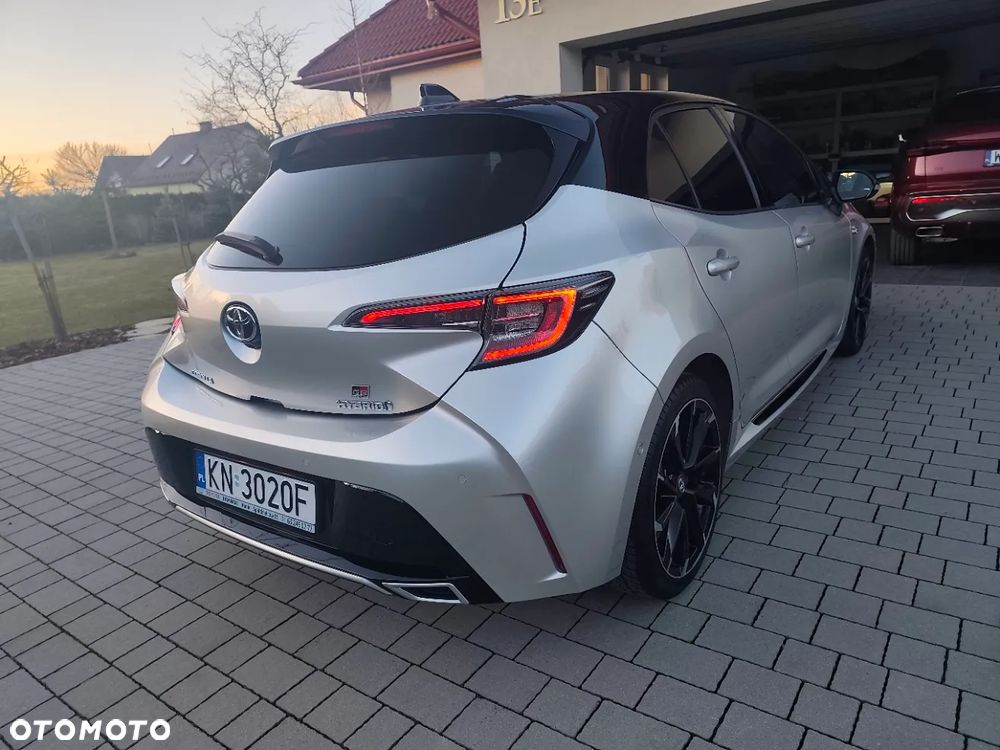 Toyota Corolla 2.0 Hybrid GR Sport - 10