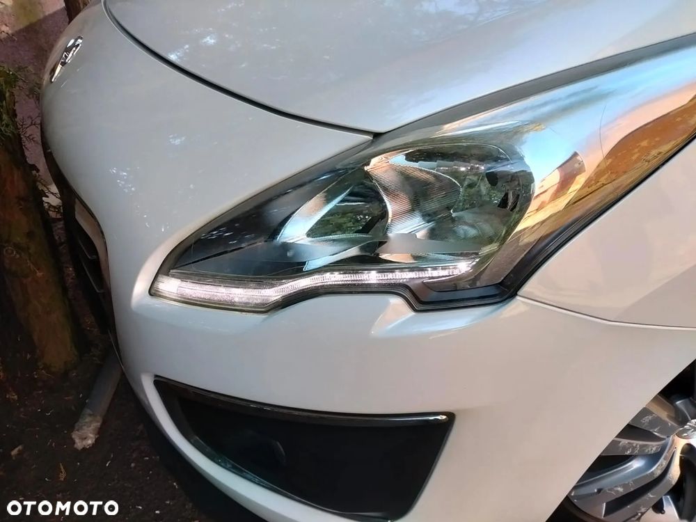 Peugeot 3008 1.6 THP Active - 13