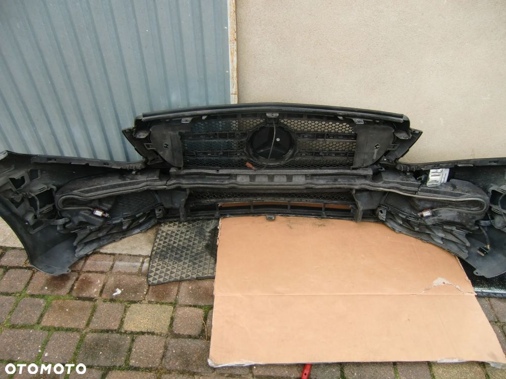 Zderzak Mercedes E KLASA W213 A213 6X PDC - 9