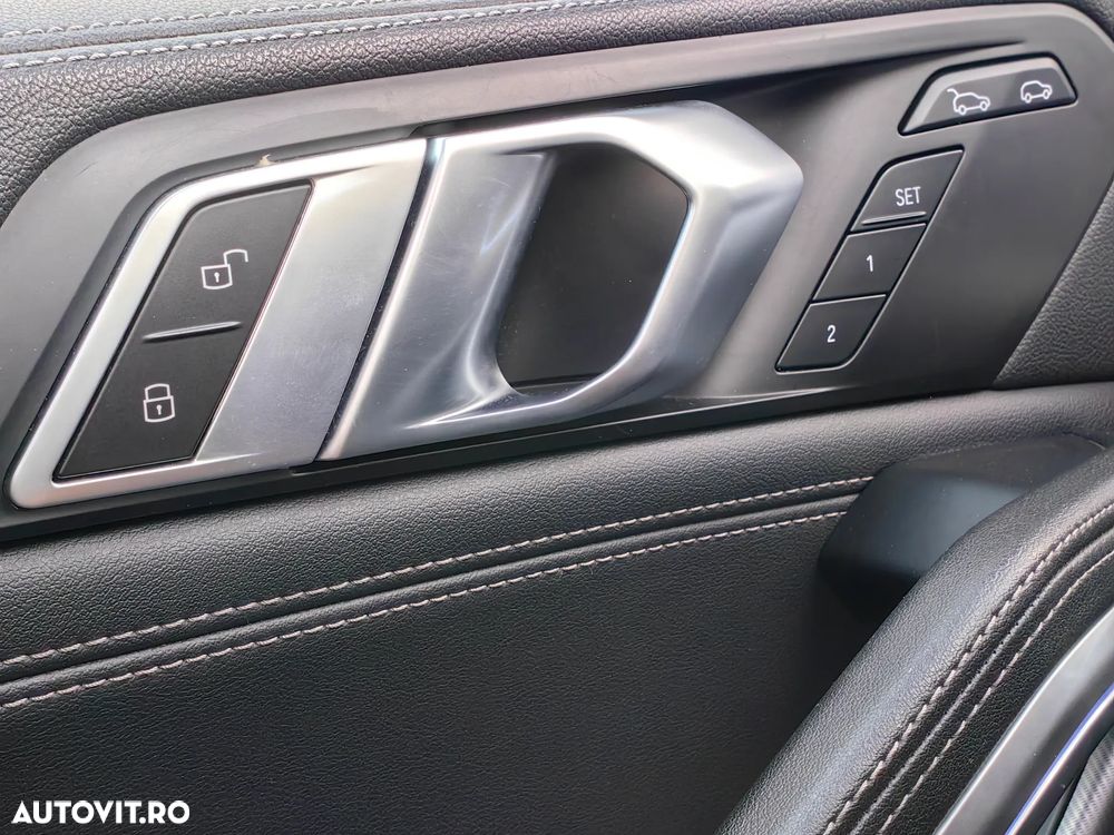 BMW X6 xDrive40d AT MHEV - 32