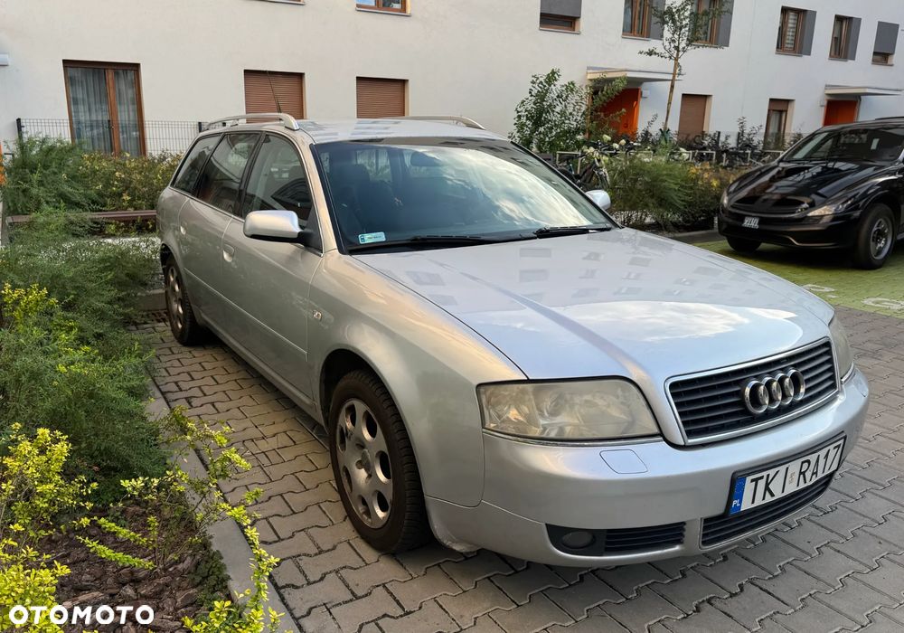 Audi A6 Avant - 1