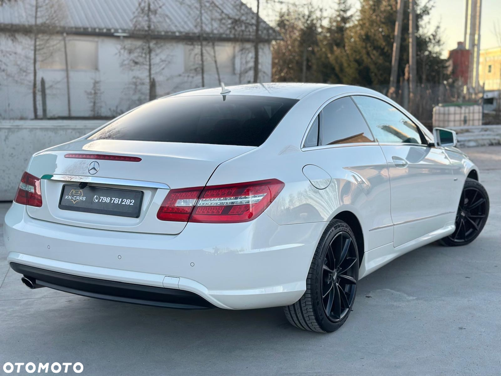 Mercedes-Benz Klasa E - 21