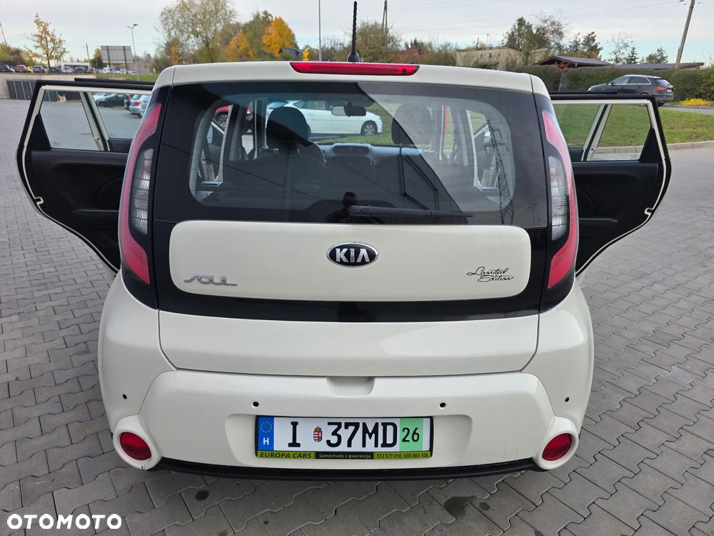 Kia Soul 1.6 GDI White&Red Edition - 33