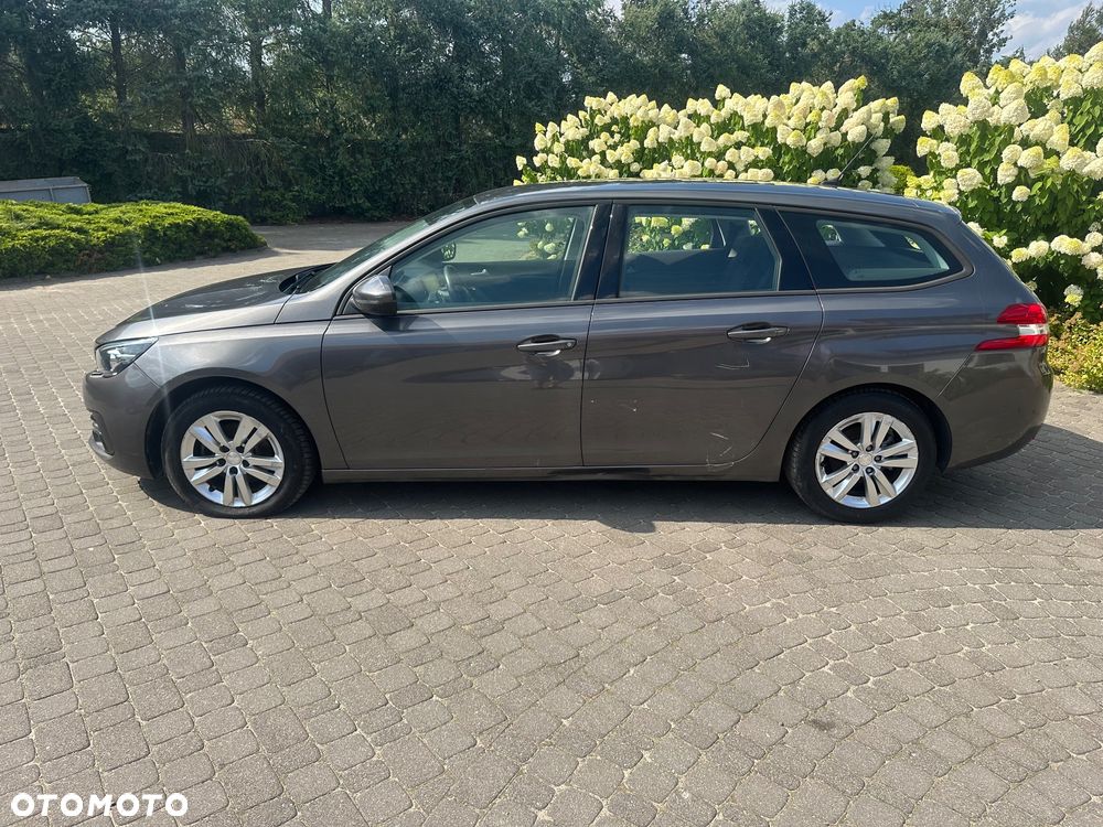 Peugeot 308 1.2 PureTech Active Pack S&S EAT8 - 17