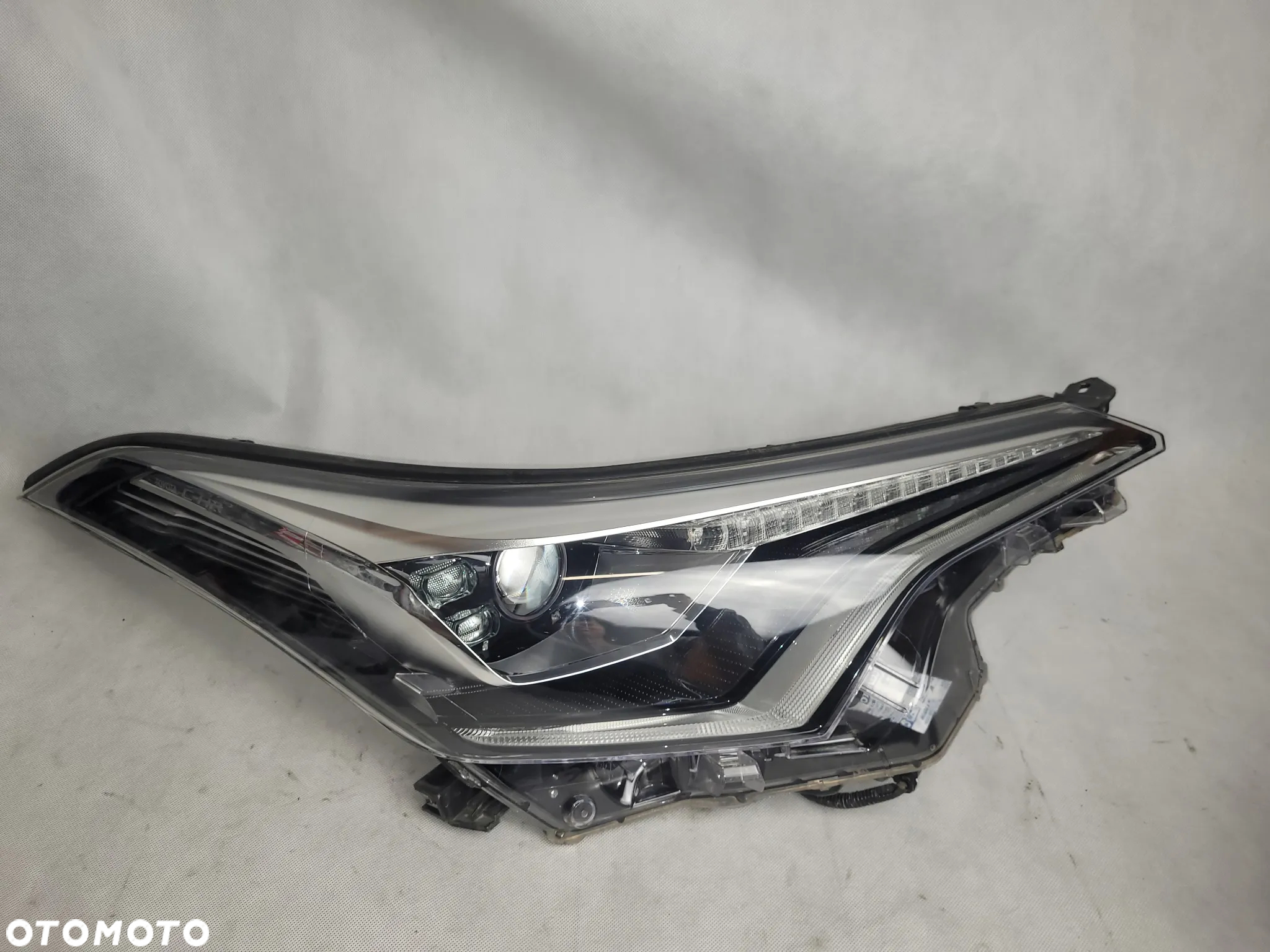 TOYOTA CHR CH-R- LAMPA LAMPY PRZEDNIE PRZÓD - 6