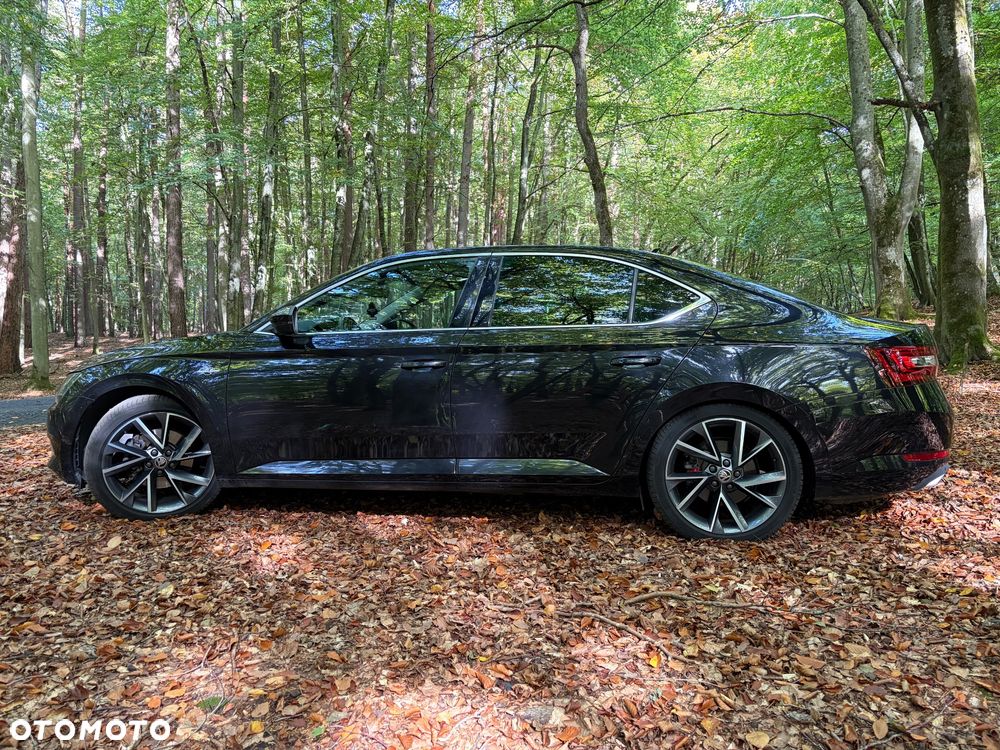 Skoda Superb 2018 photo 4