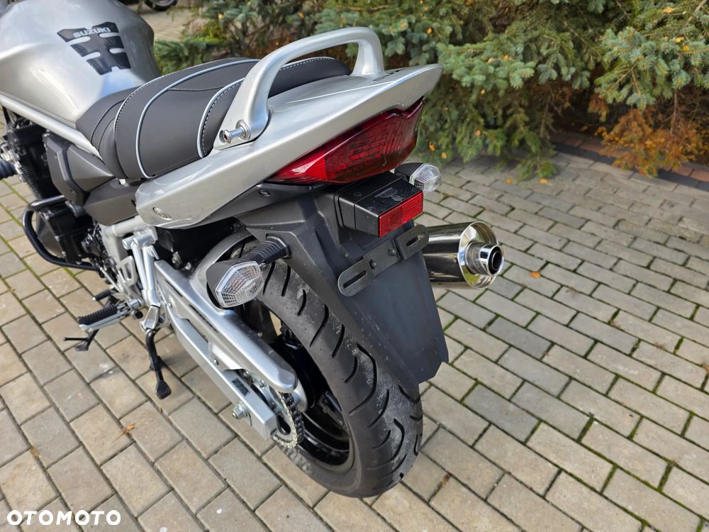 Suzuki Bandit - 24