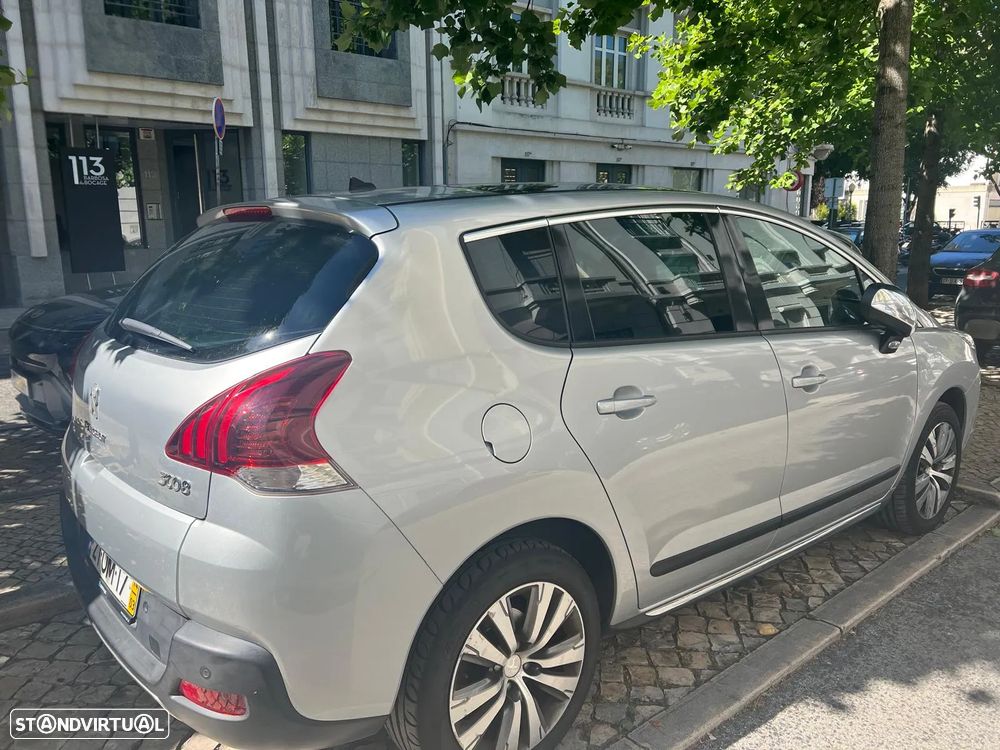 Peugeot 3008 1.6 HDi Allure - 1
