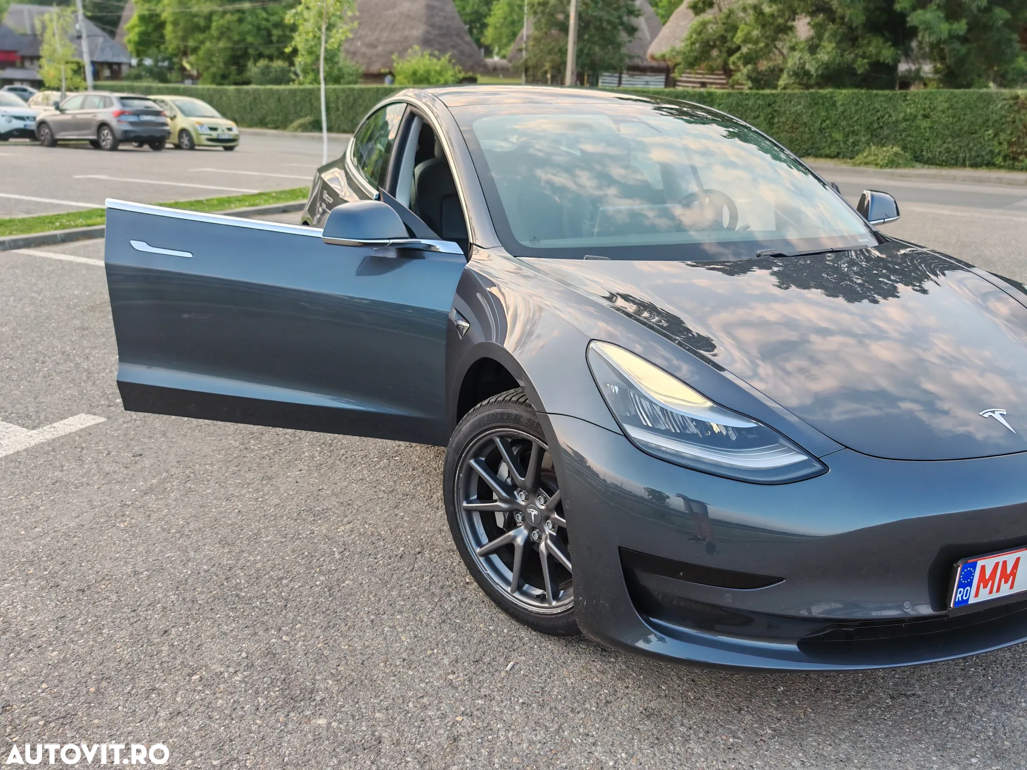 Tesla Model 3 Standard Reichweite Plus Hinterradantrieb - 13