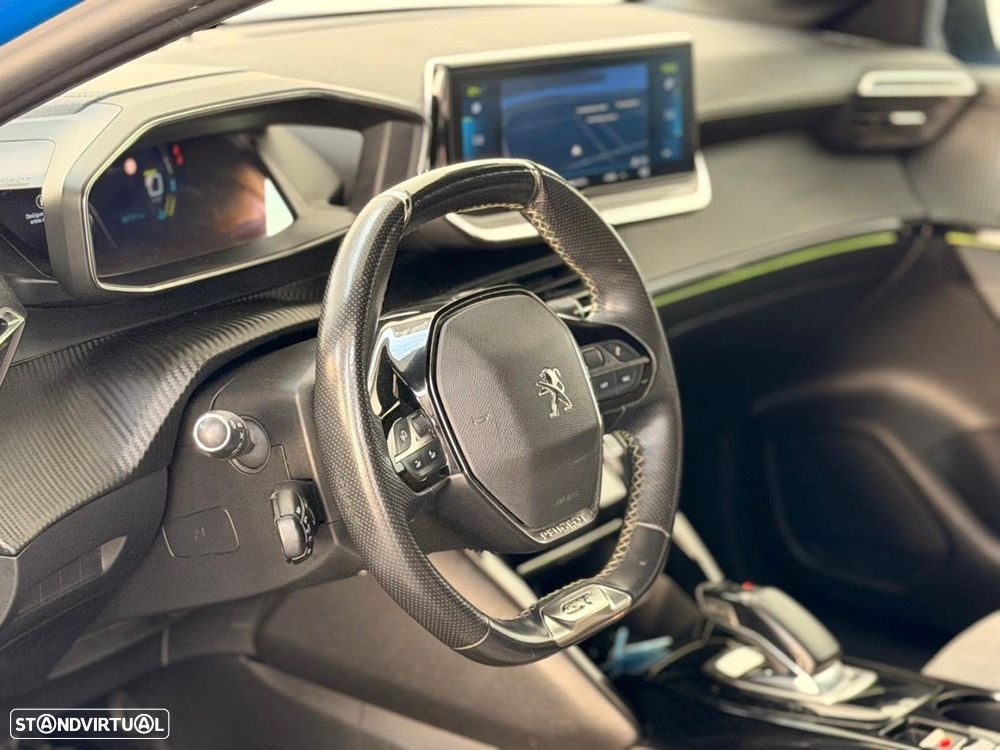 Peugeot e-208 GT - 8