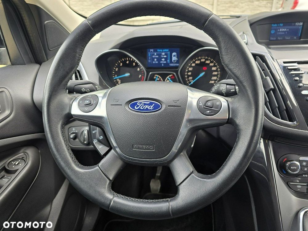 Ford Kuga 1.6 EcoBoost 2x4 Titanium - 13
