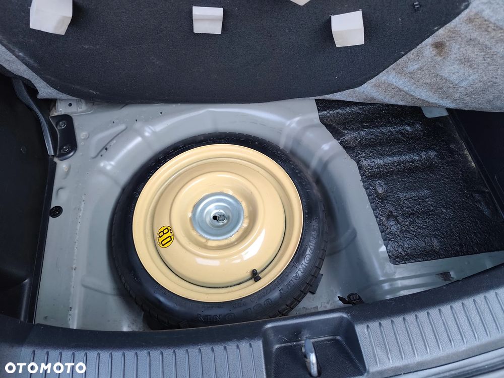 Mazda 2 1.3 MZR Active - 21