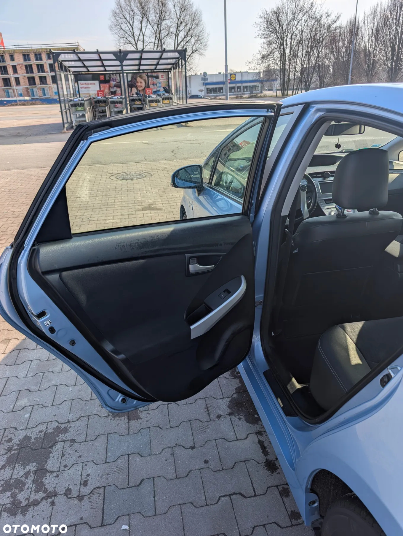 Toyota Prius Plug-in 1.8 HSD Prestige - 9